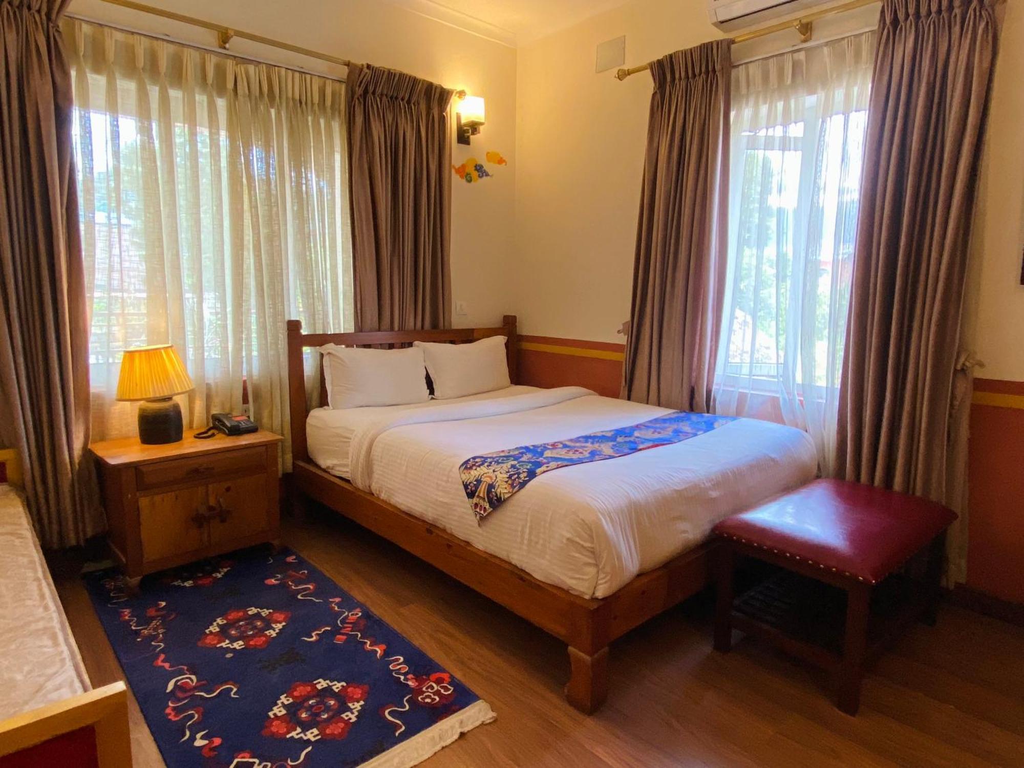 Three Jewels Boutique Hotel Pokhara Exterior foto