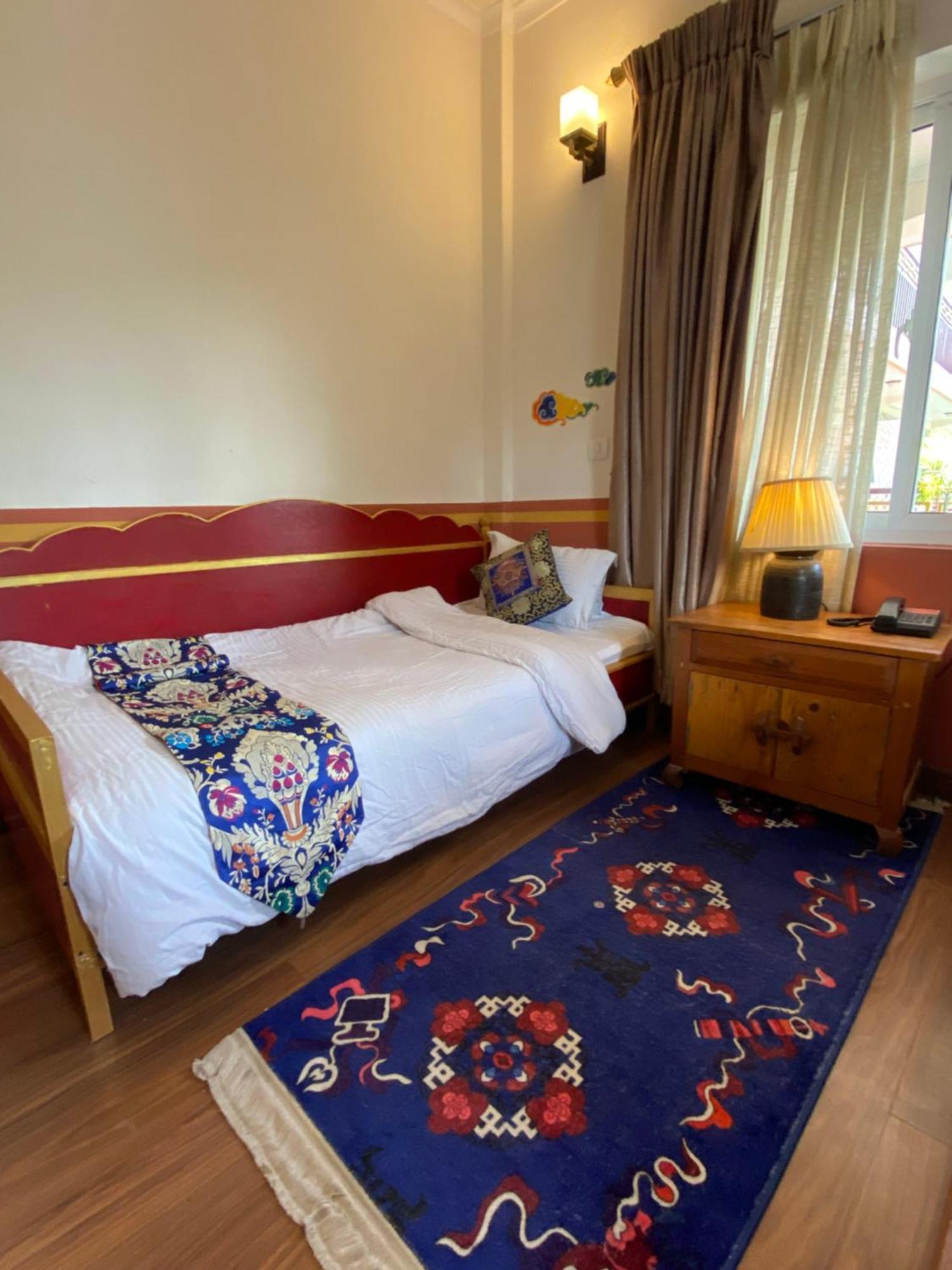 Three Jewels Boutique Hotel Pokhara Exterior foto