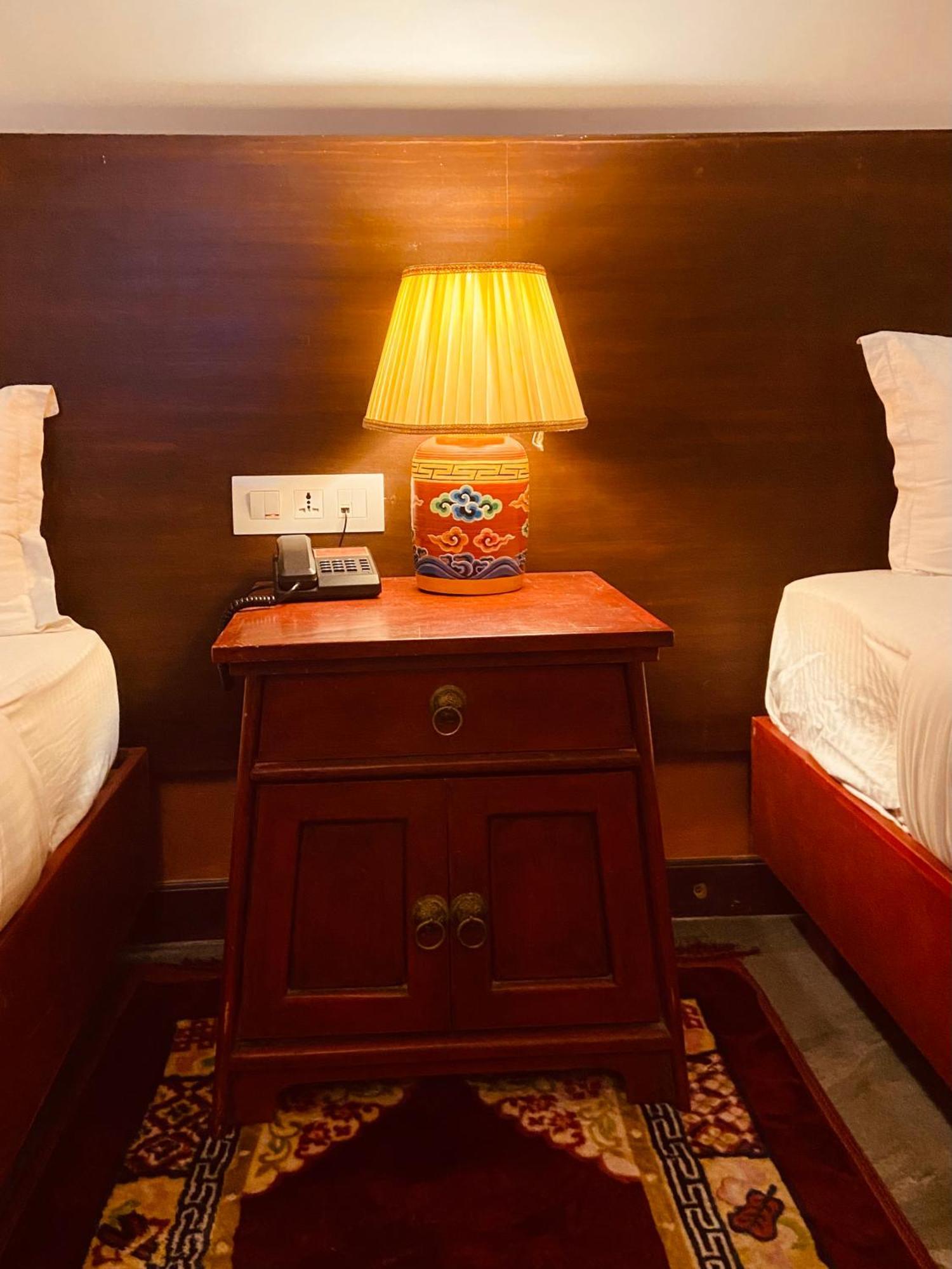 Three Jewels Boutique Hotel Pokhara Exterior foto